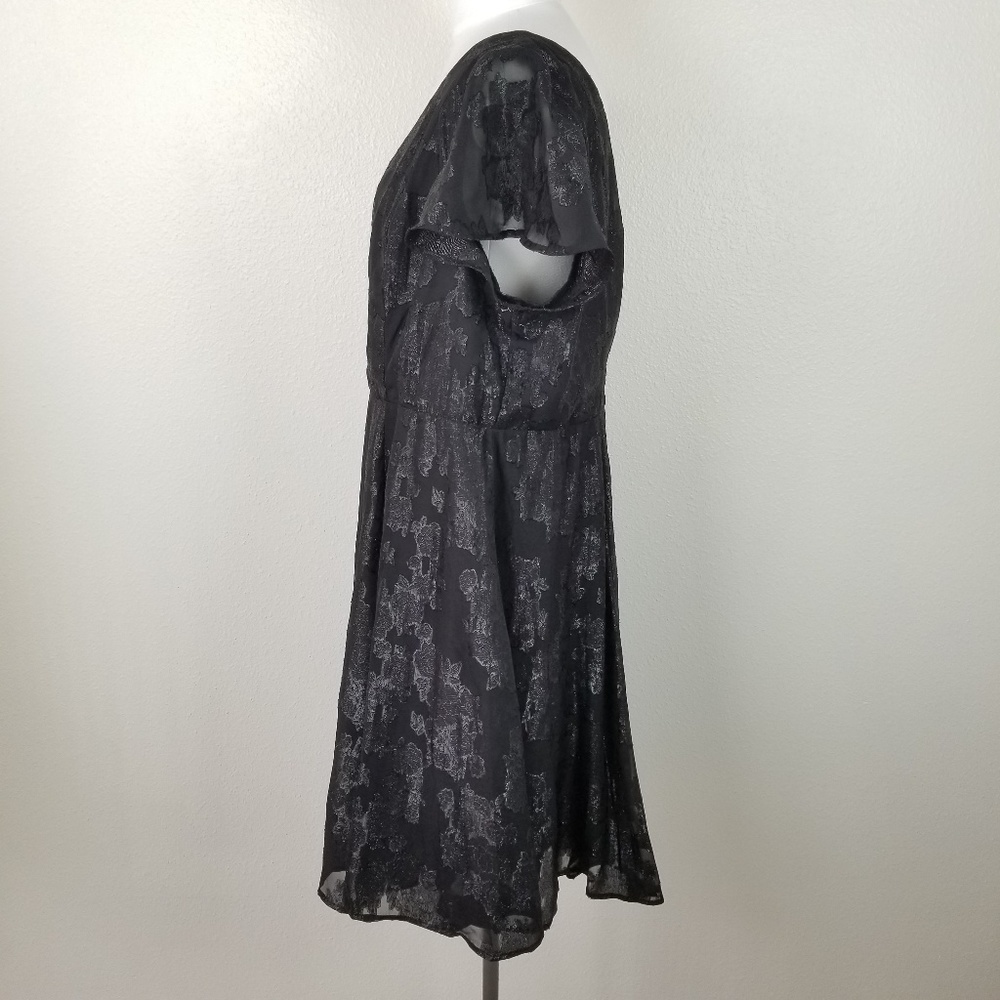 Torrid Black Floral Sparkly Dress Cap Sleeve 14 - Picture 3 of 7